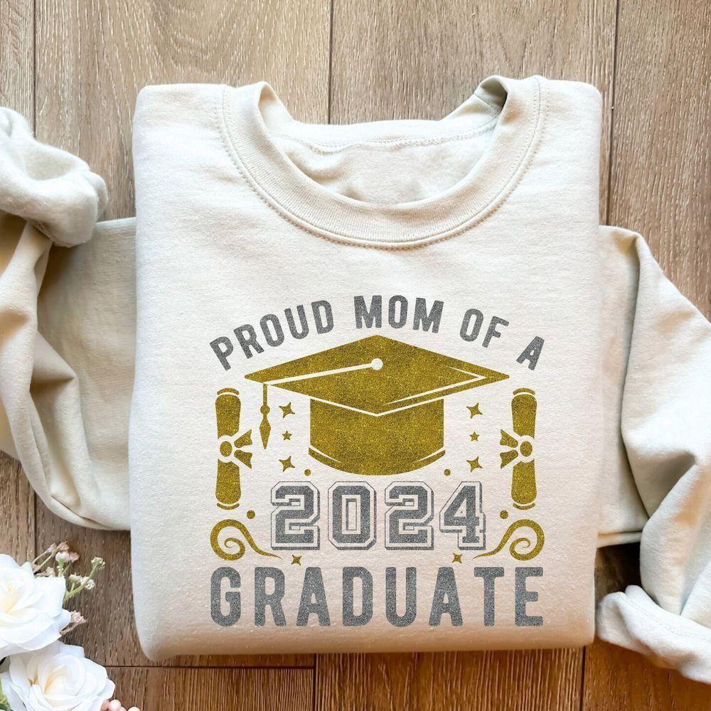 Proud Mom Of 2024 Graduate Vuitino Apparel